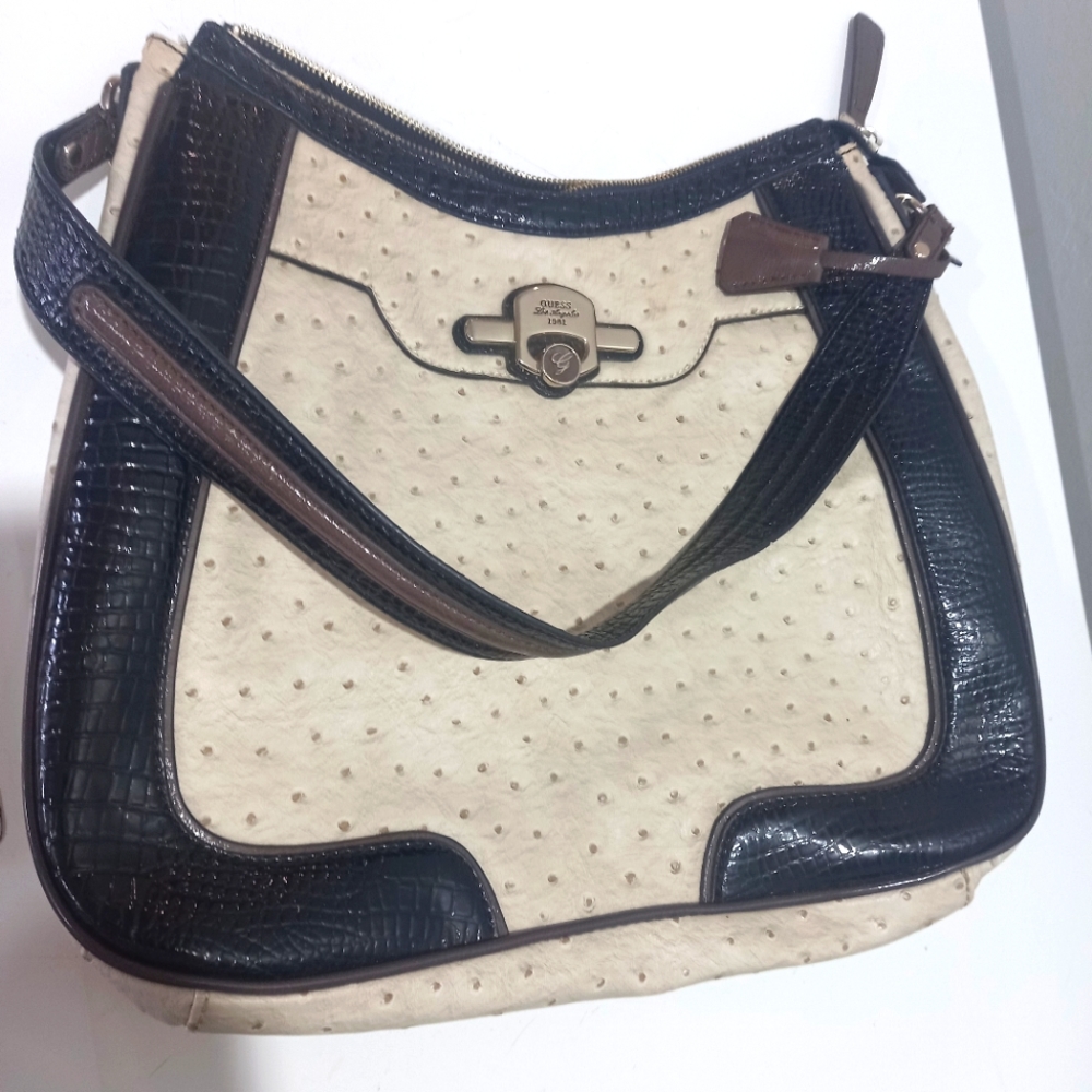Guess cream black brown pebble leather shoulder back. - Picture 1 of 5